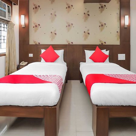 Oyo 17278 Hotel Srinivas Mangalore Eksteriør billede